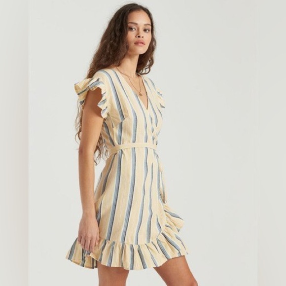 Billabong Wrap and Roll Mini Dress - Picture 3 of 10